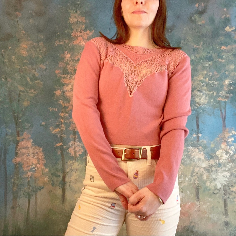 LPA - appliqué top, size small